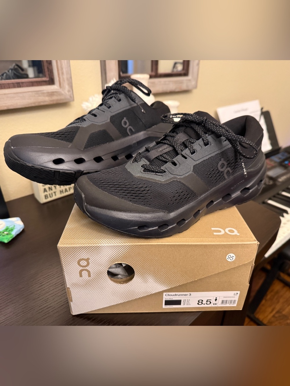 On Running Black Cloudrunner 3 Athletic Sneakers Womens 8.5